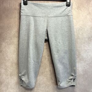 Lululemon Dhanurasana Crop II Legging Size 6 Heathered Cadet‎ Gray Keyhole Yoga
